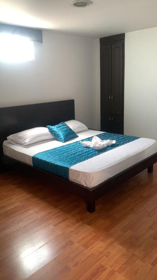Hotel Castellon Plaza Pereira Extérieur photo